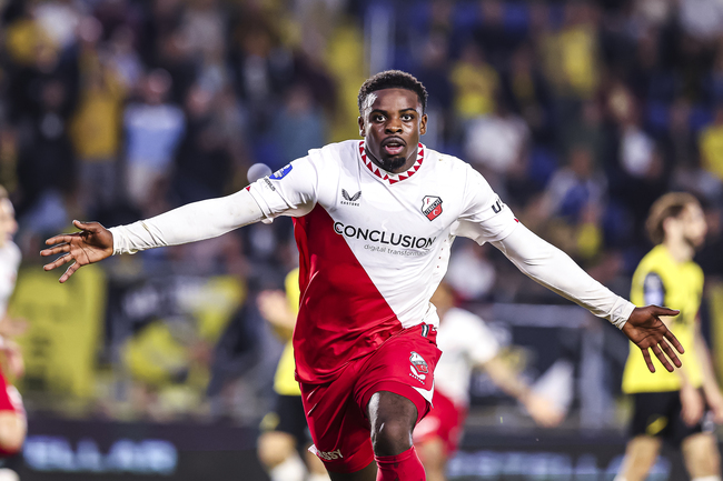 Nhận định FC Utrecht vs Servette, 01h00 ngày 15/08 – Europa League 2 Màn chạm trán khó đoán giữa FC Utrecht vs Servette